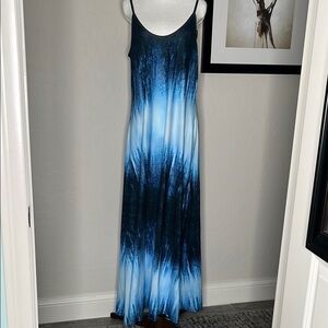 Elegant Blue Ombre Maxi Dress